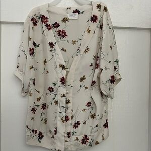 Sienna Sky Cream Floral Blouse
